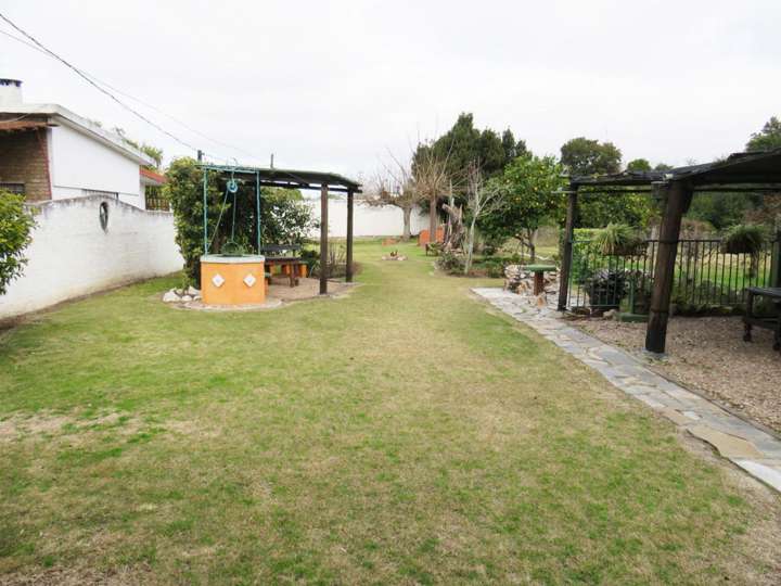 Casa en venta en Camino Carlos María de Pena, Montevideo