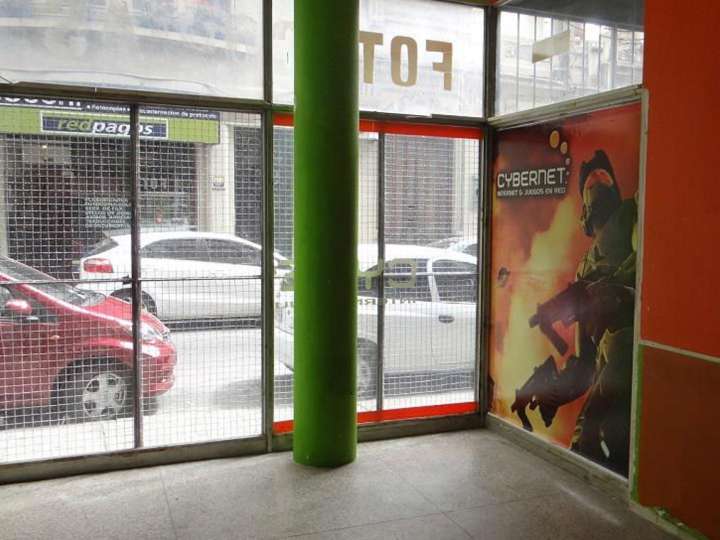 Comercial / Tienda en venta en Gaboto, Montevideo
