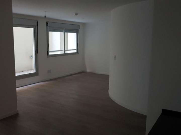 Comercial / Tienda en venta en Circunvalación Doctor Enrique Tarigo, Montevideo