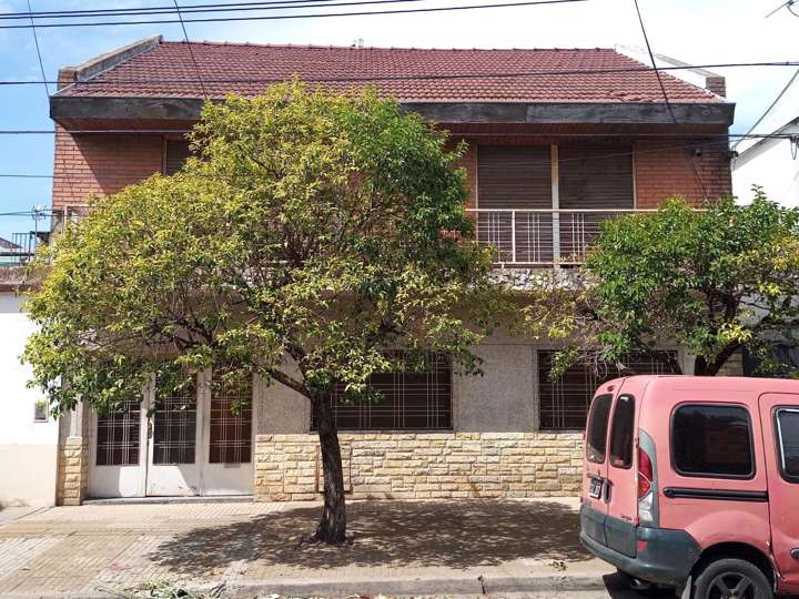 Casa en venta en Rodríguez Peña, 3269, Villa Chacabuco