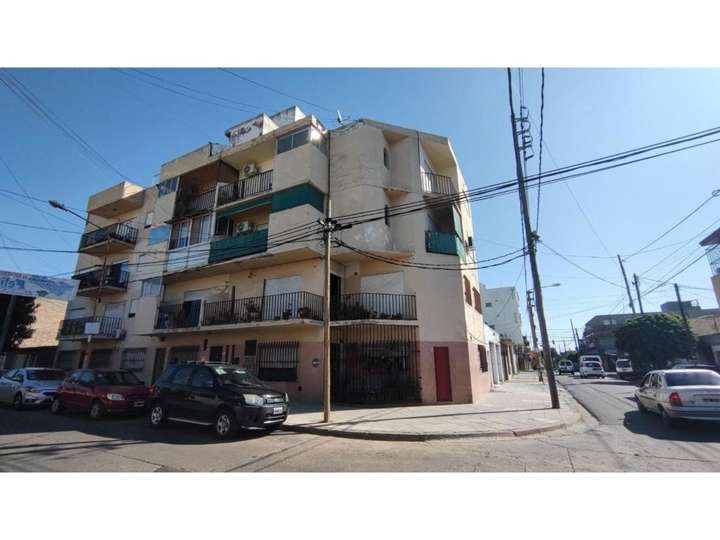 Edificio en venta en Pueyrredón, 3905, Lomas del Mirador