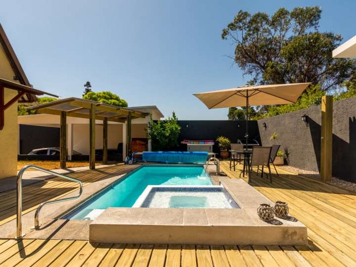 Casa en venta en Pinares, Maldonado