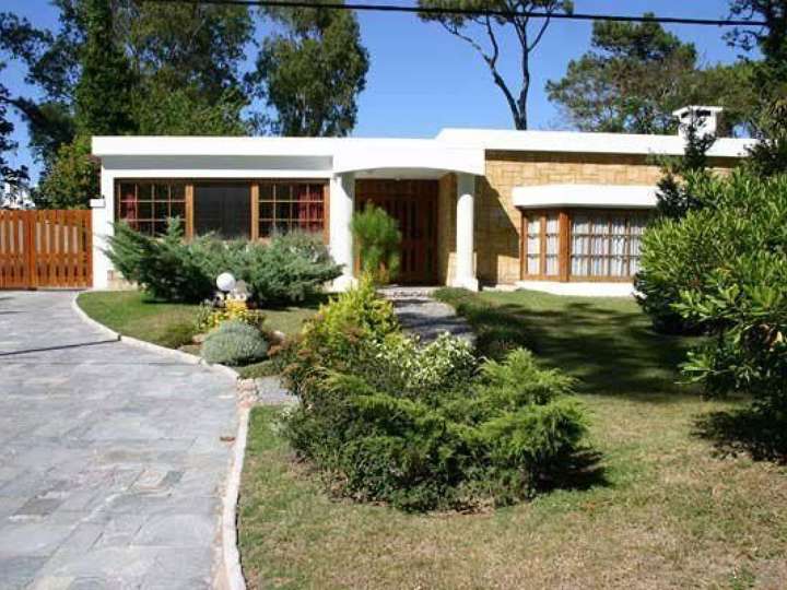 Casa en venta en Horacio Quiroga, Punta Del Este