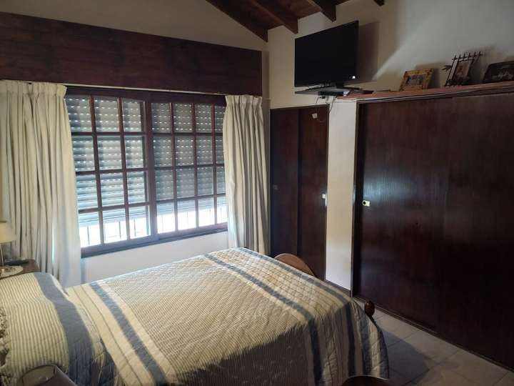 Edificio en venta en Directorio, 1801, Haedo