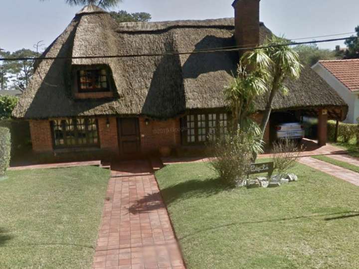 Casa en venta en Pinares, Maldonado