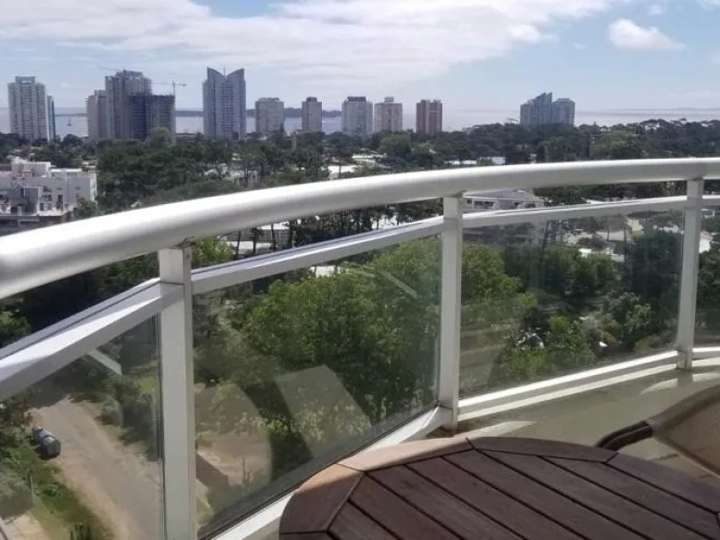 Apartamento en venta en Punta Del Este