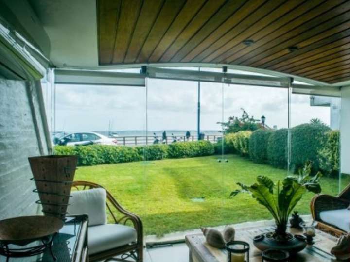 Apartamento en venta en Punta Del Este