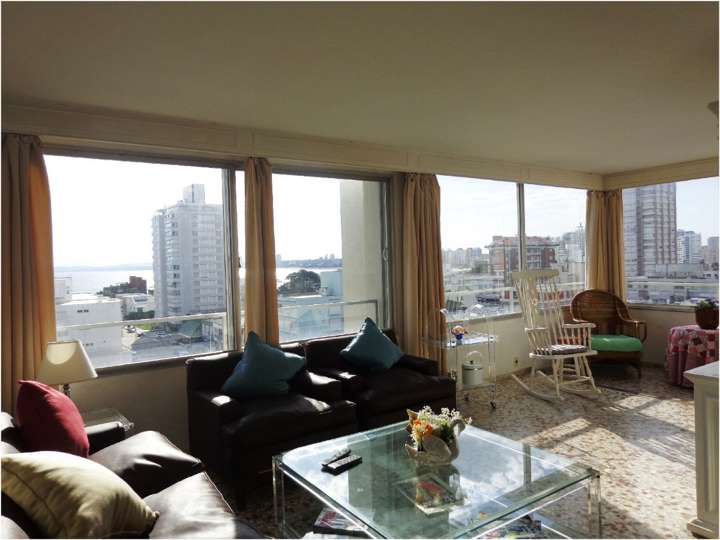 Apartamento en venta en Punta Del Este