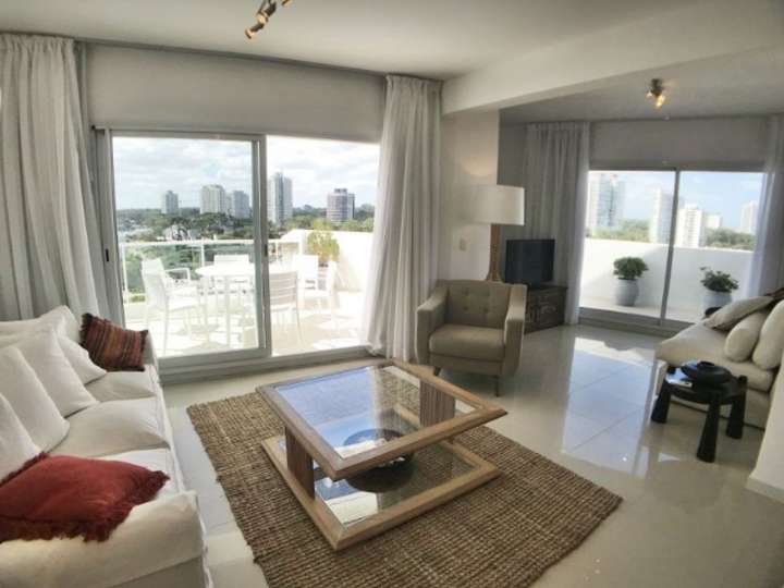 Apartamento en venta en Punta Del Este