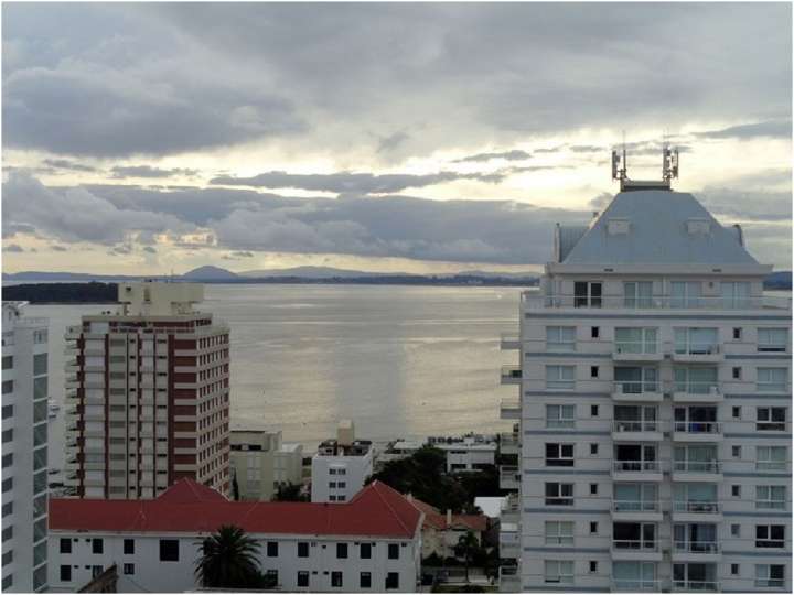 Apartamento en venta en Punta Del Este