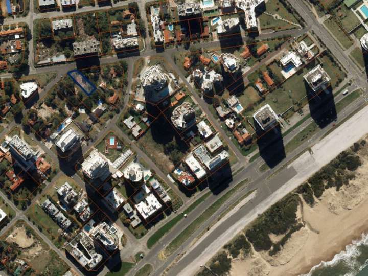 Terreno en venta en Punta Del Este