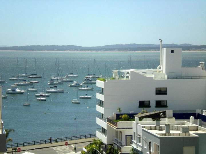 Apartamento en venta en Bahía, Punta Del Este