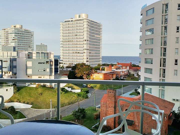 Apartamento en venta en Punta Del Este