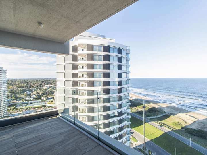 Apartamento en alquiler en Punta Del Este