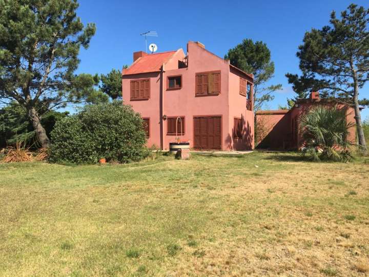 Casa en venta en Rambla General Artigas, Punta Del Este