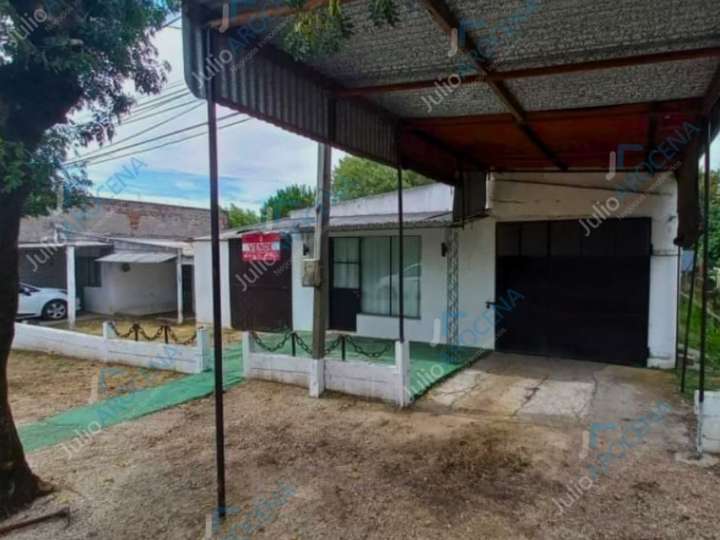 Casa en venta en Florencio Sánchez