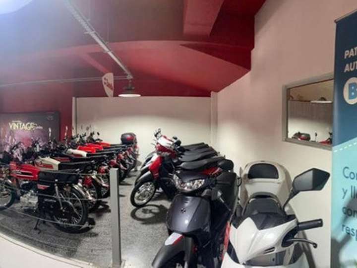 Terreno en venta en Avenida 18 de Julio, Montevideo