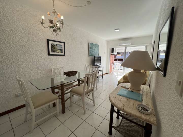 Apartamento en alquiler en Punta Del Este