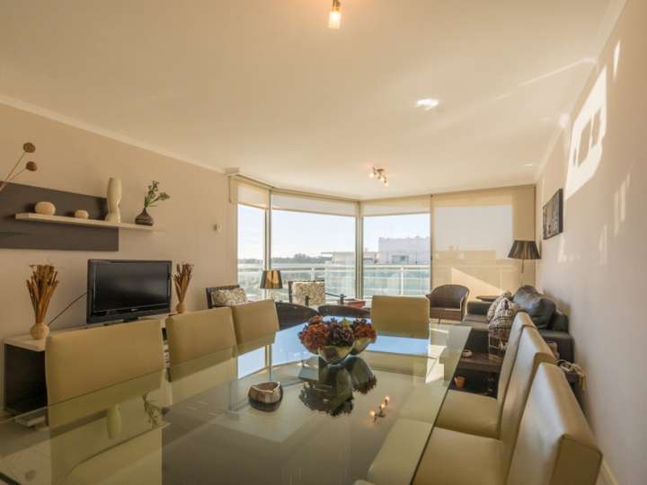 Apartamento en venta en Avenida Franklin Delano Roosevelt, Punta Del Este