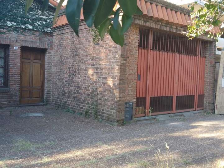 Casa en venta en General Carlos M. Alvear, 489, Ituzaingó