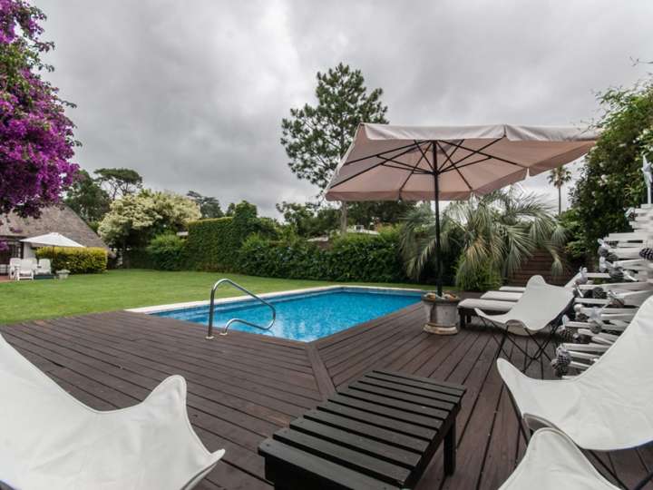 Casa en venta en Pinares, Maldonado