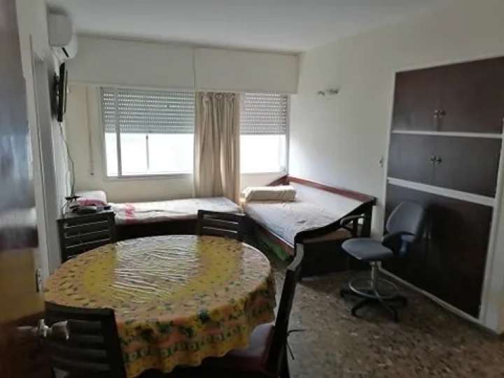 Apartamento en venta en El Mesana (Calle 24), Punta Del Este
