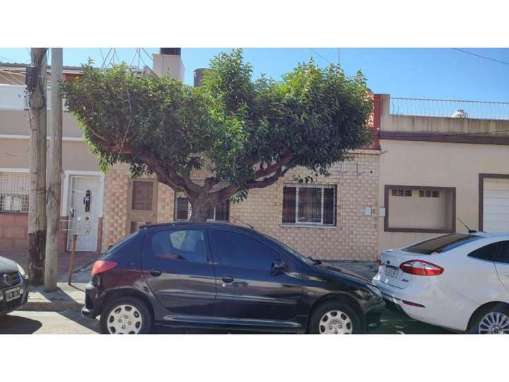 Casa en venta en Coronel Fraga, 3598, Lomas del Mirador