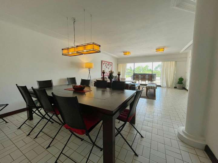 Apartamento en venta en Punta Del Este