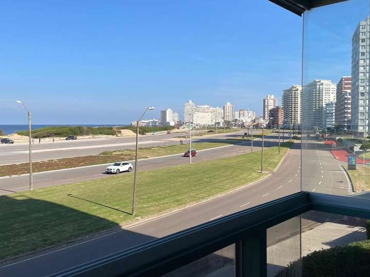 Apartamento en venta en Punta Del Este