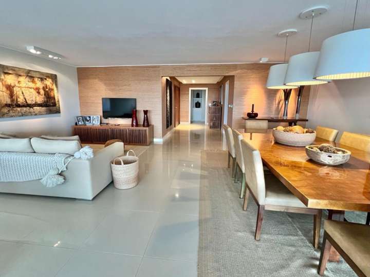 Apartamento en venta en Punta Del Este