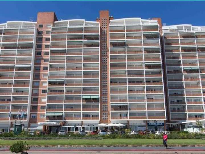 Apartamento en venta en Punta Del Este