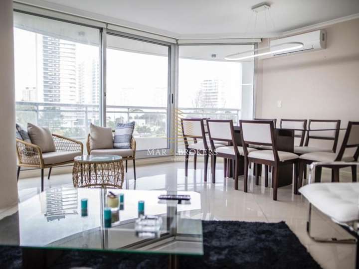 Apartamento en venta en Punta Del Este