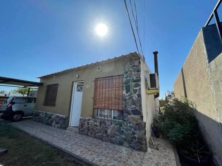 Casa en venta en Isidoro Ricardo Rivas Erguiz, Colonia