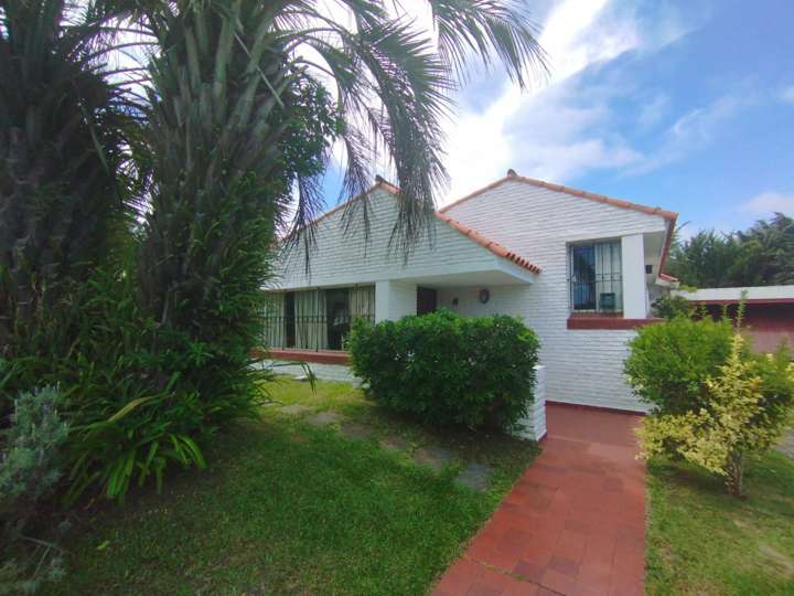 Casa en alquiler en Pinares, Maldonado