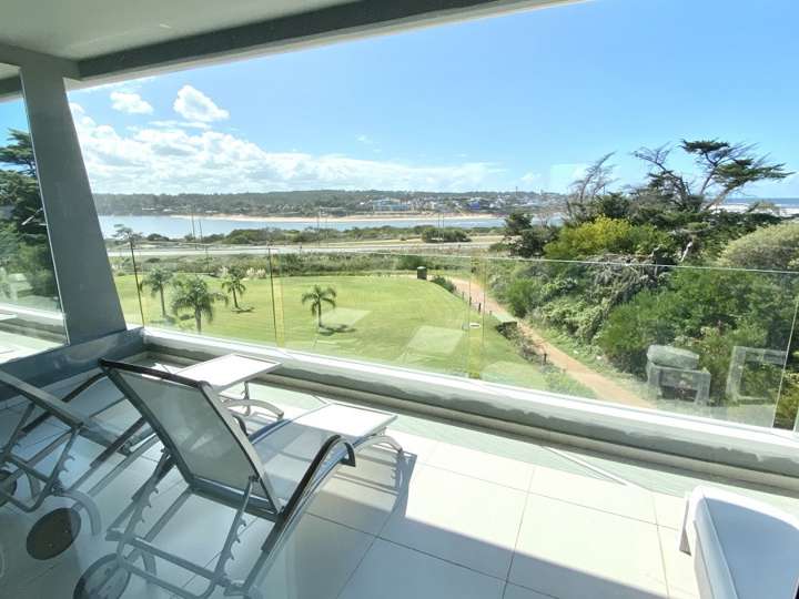 Apartamento en venta en José Belloni, San Rafael - El Placer