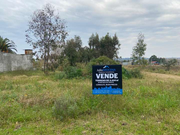 Terreno en venta en Colonia