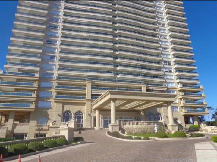 Apartamento en venta en Punta Del Este