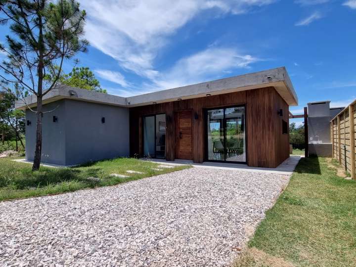 Casa en venta en Av. Primera Punta Colorada, Maldonado