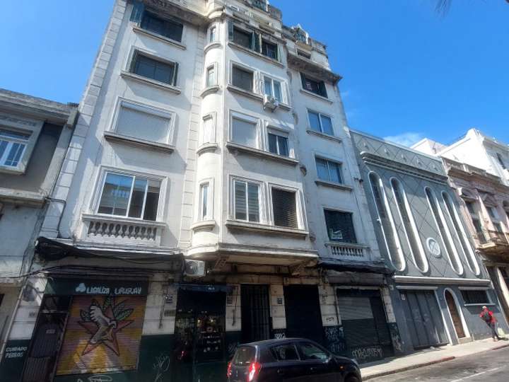 Apartamento en venta en Ciudad Vieja, Montevideo