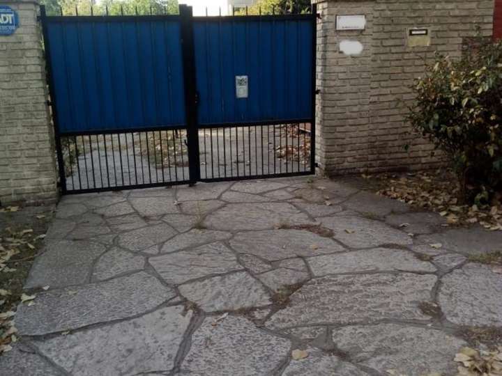 Terreno en venta en Caracas, Buenos Aires