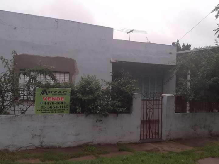 Casa en venta en Leones, Buenos Aires