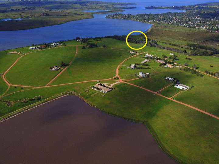 Terreno en venta en Ruta Interbalnearia General Líber Seregni, Maldonado