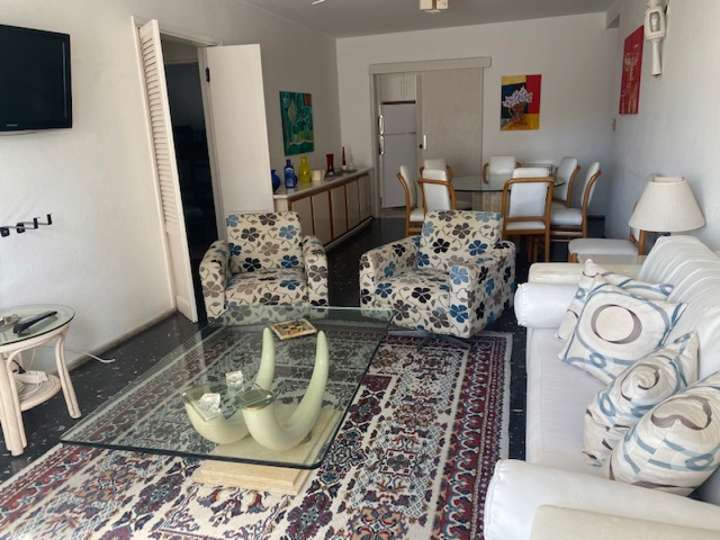 Apartamento en venta en El Remanso (Calle 20), Punta Del Este