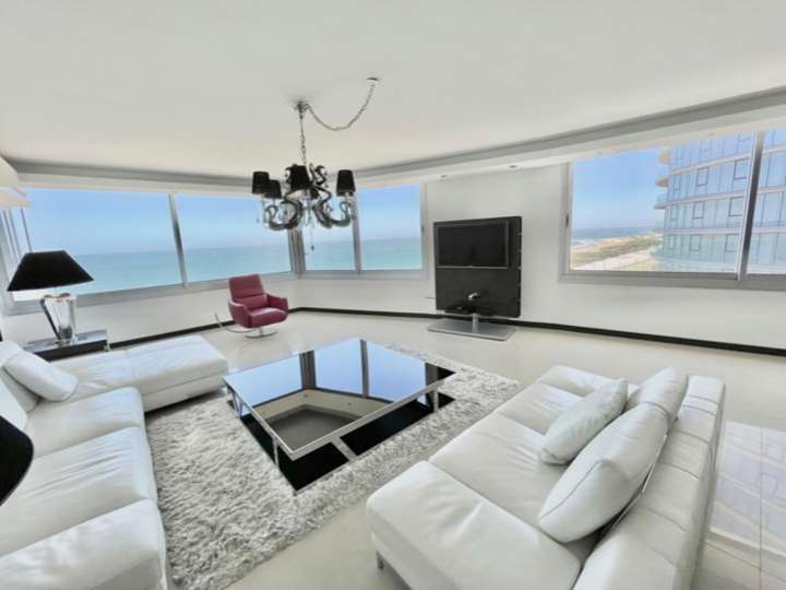 Apartamento en venta en Punta Del Este