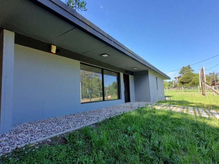 Casa en venta en Avenida Tres, Maldonado