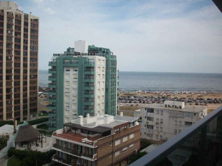 Apartamento en venta en María Eugenia Vaz Ferreira, Punta Del Este