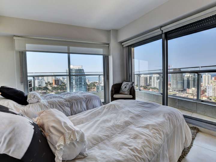 Apartamento en venta en Biarritz, Punta Del Este