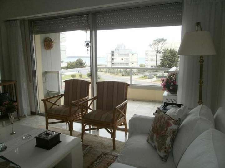 Apartamento en venta en Rambla Doctor Claudio Williman, Maldonado