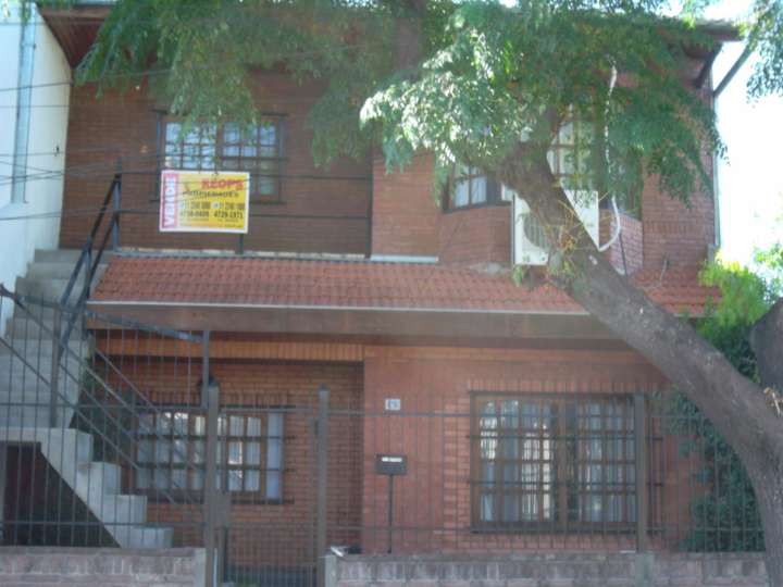 Casa en venta en 184 - Ibarbourou, José León Suárez