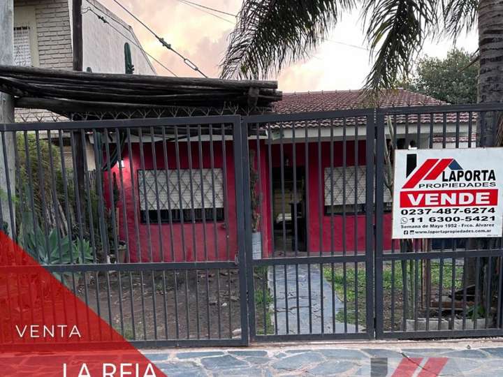 Casa en venta en Rafael Obligado, La Reja
